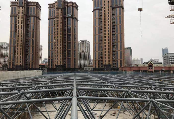赤壁螺栓球网架结构
